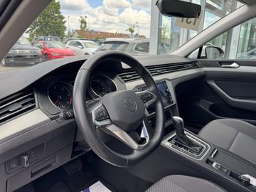 Volkswagen Passat Variant - 12