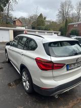 BMW X1 xDrive18d Mineralweiß metallic - BMW X1 Gebrauchtwagen in Hamburg
