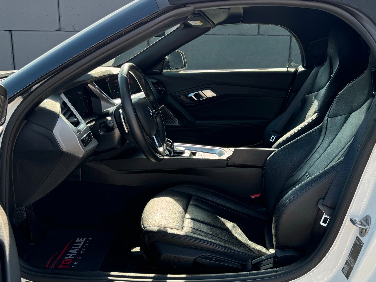Fahrzeugabbildung BMW Z4 sDrive20i Aut. Advantage Tempo. H&K PDC SHZ