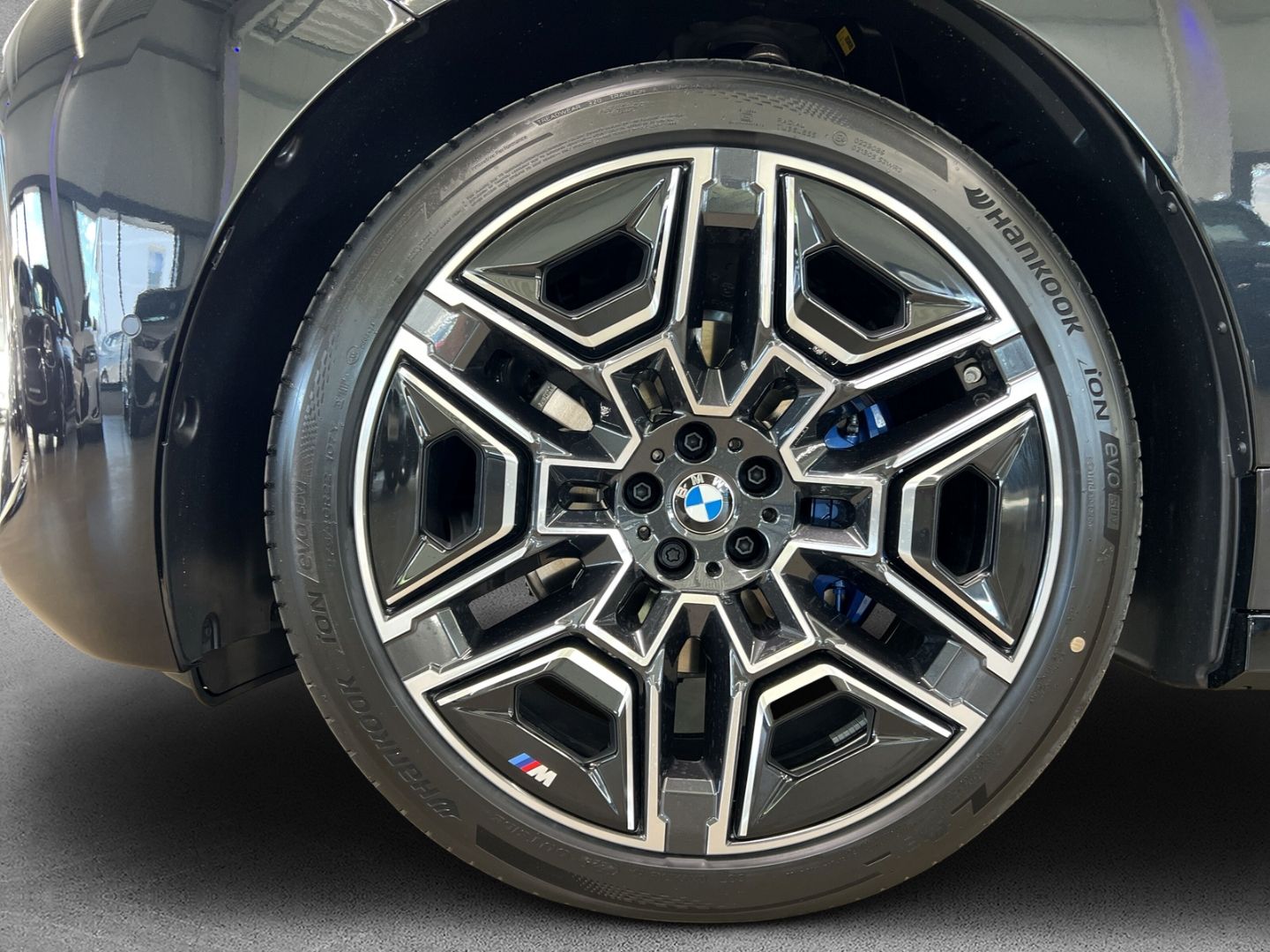 BMW iX - Bild 7