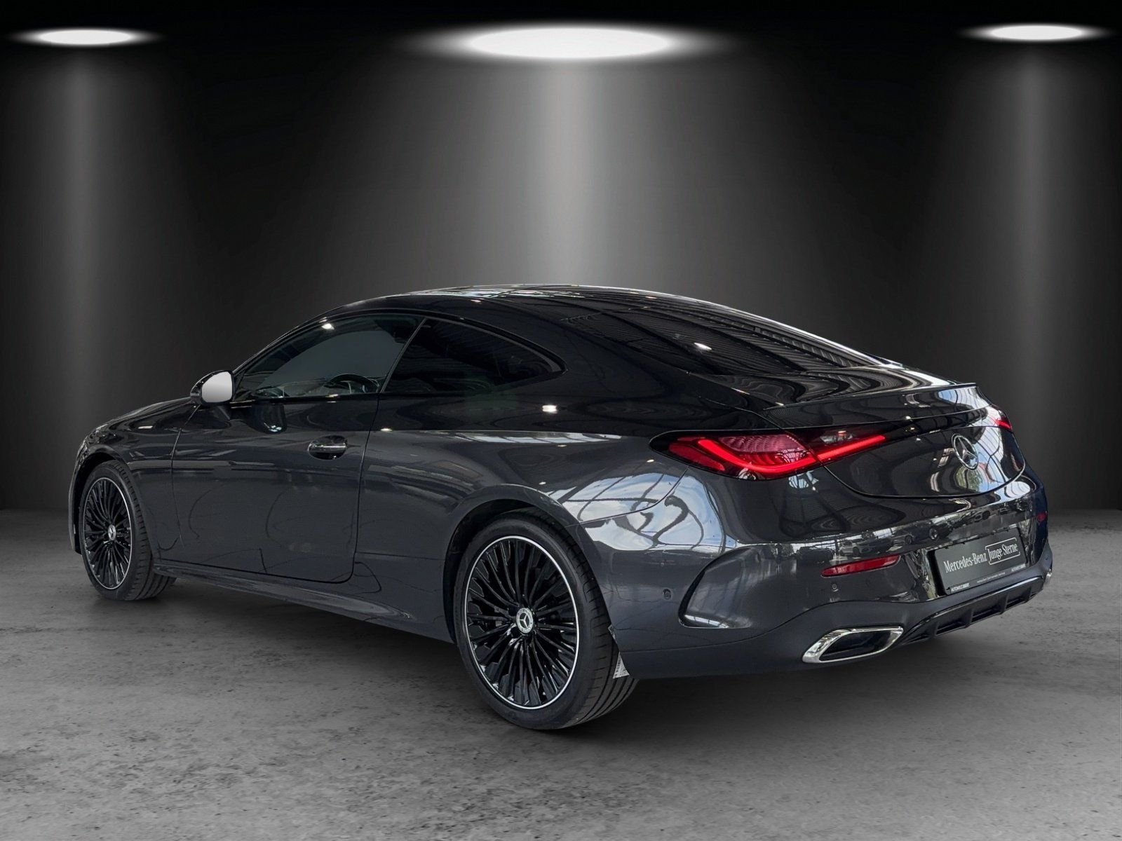 Fahrzeugabbildung Mercedes-Benz CLE 300 4M AMG Prem DISTRO Pano Memo KeyGo Night