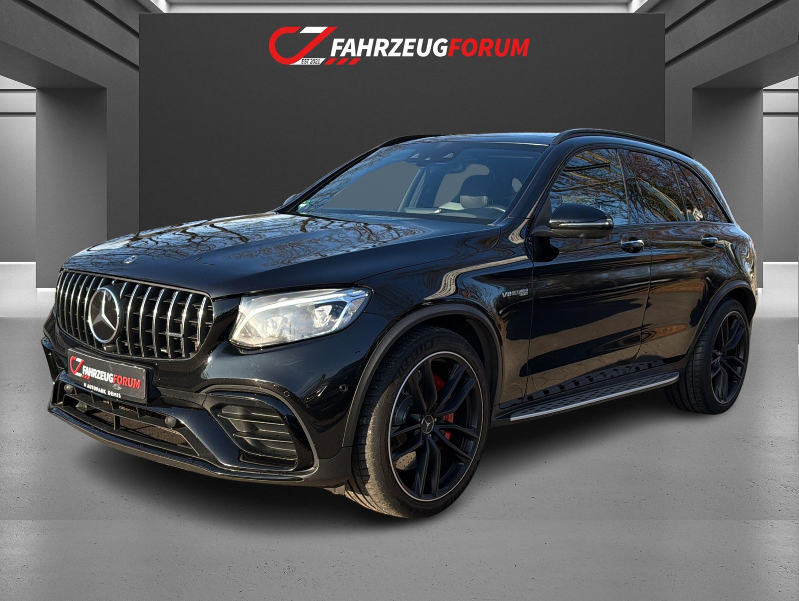 MERCEDES-BENZ GLC 63 AMG S AMG 4Matic*Night-Paket (AMG)*Pano