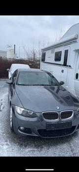 BMW E92 330i M-Paket - BMW 330 aus 2007: Coupe