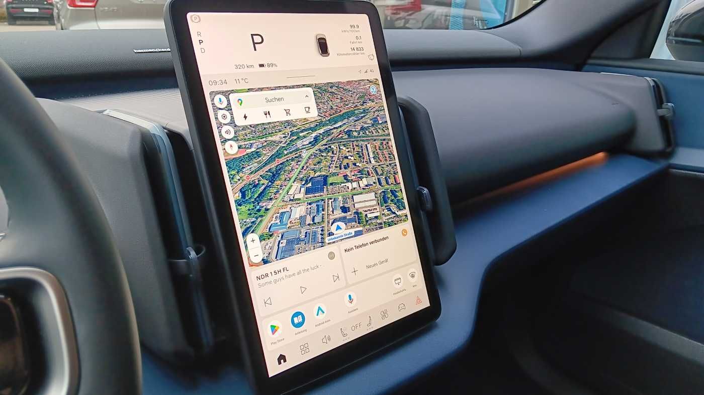 Fahrzeugabbildung Volvo EX30 Single M. Extended Range RWD Plus