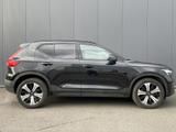 Volvo XC40 T5 PHEV Ultimate Dark 360° ACC HK HEAT PANO - Volvo XC40 mit Hybrid-Antrieb: Panorama-Dach