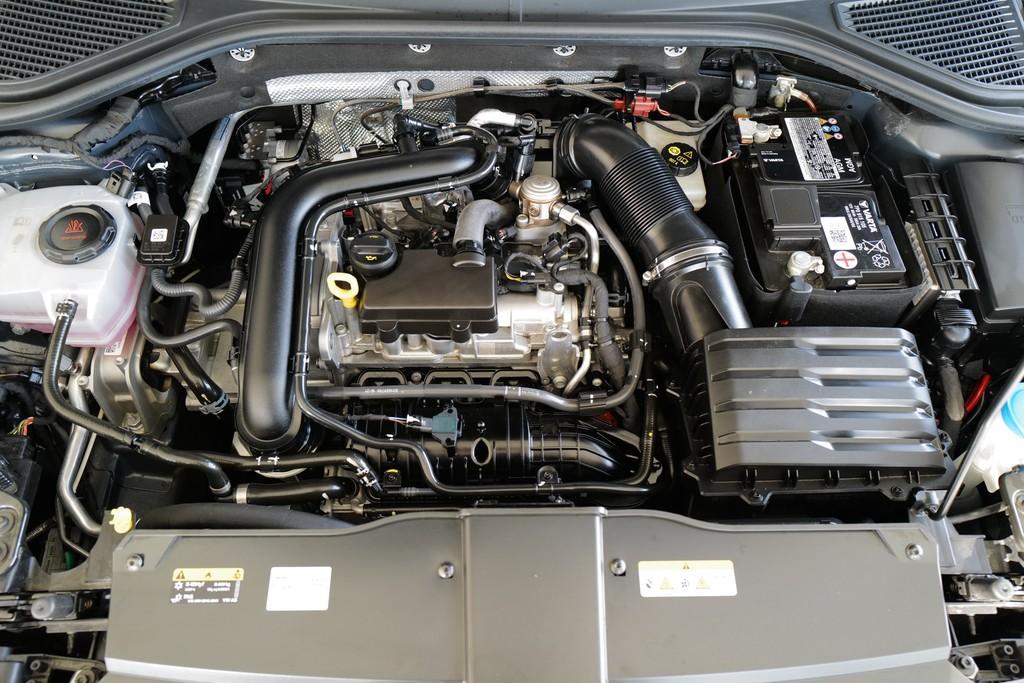 Volkswagen T-Roc 1.0TSI Active LED Navi StHz Kamera el.Heck, миниатюра 25