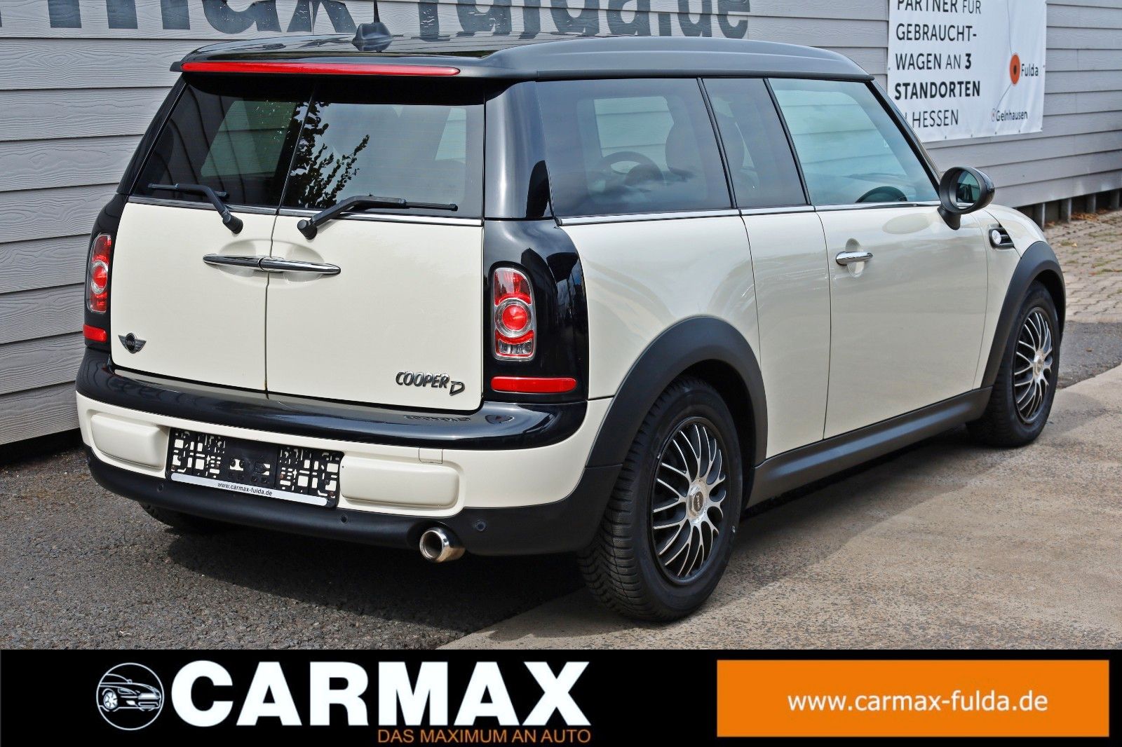 Fahrzeugabbildung MINI Clubman Cooper D T.Leder,Navi,Xenon,PanDach,SH
