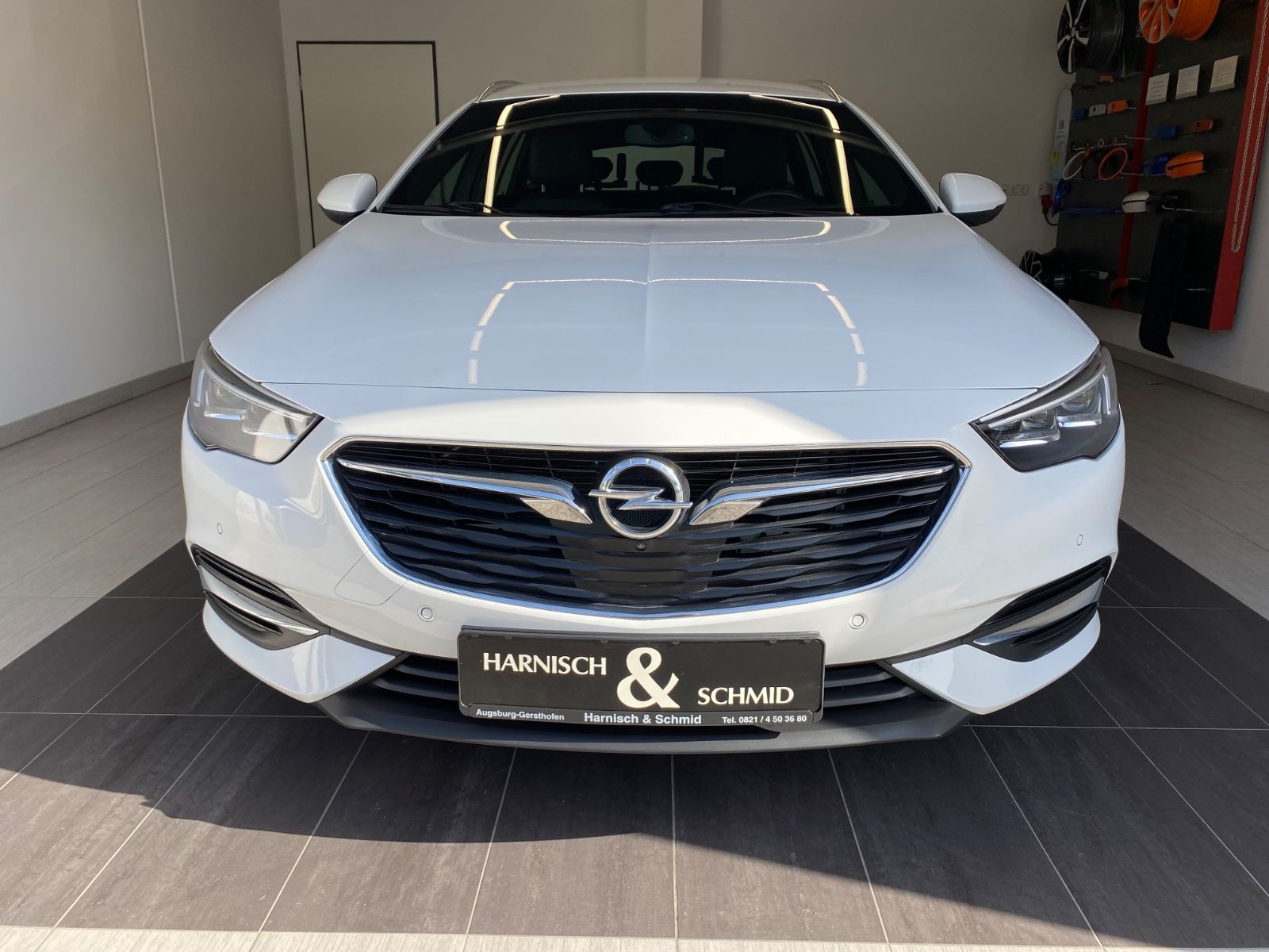 Fahrzeugabbildung Opel Insignia B Sports Tourer Innovation 4x4