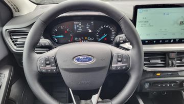 Fahrzeugabbildung Ford Focus Turnier Titanium