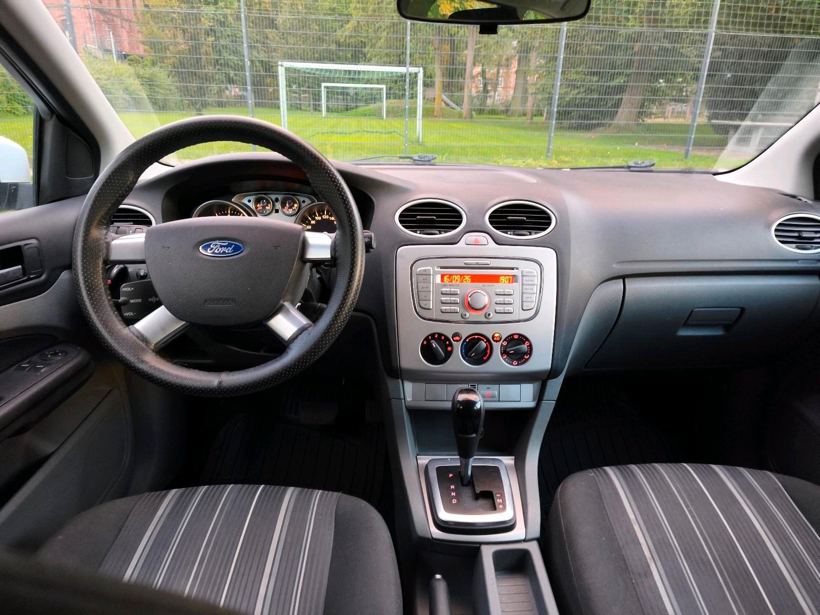 Ford Focus 2008 — photo 13