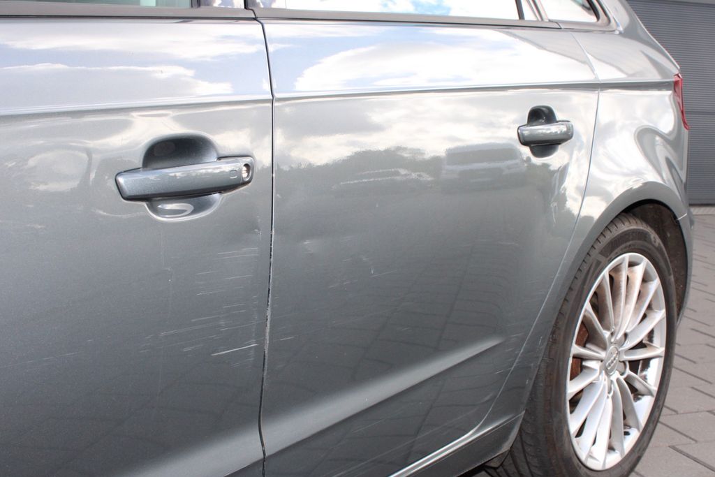 AUDI A3 Sportback ambition NAVI SHZ KLIMA ALU