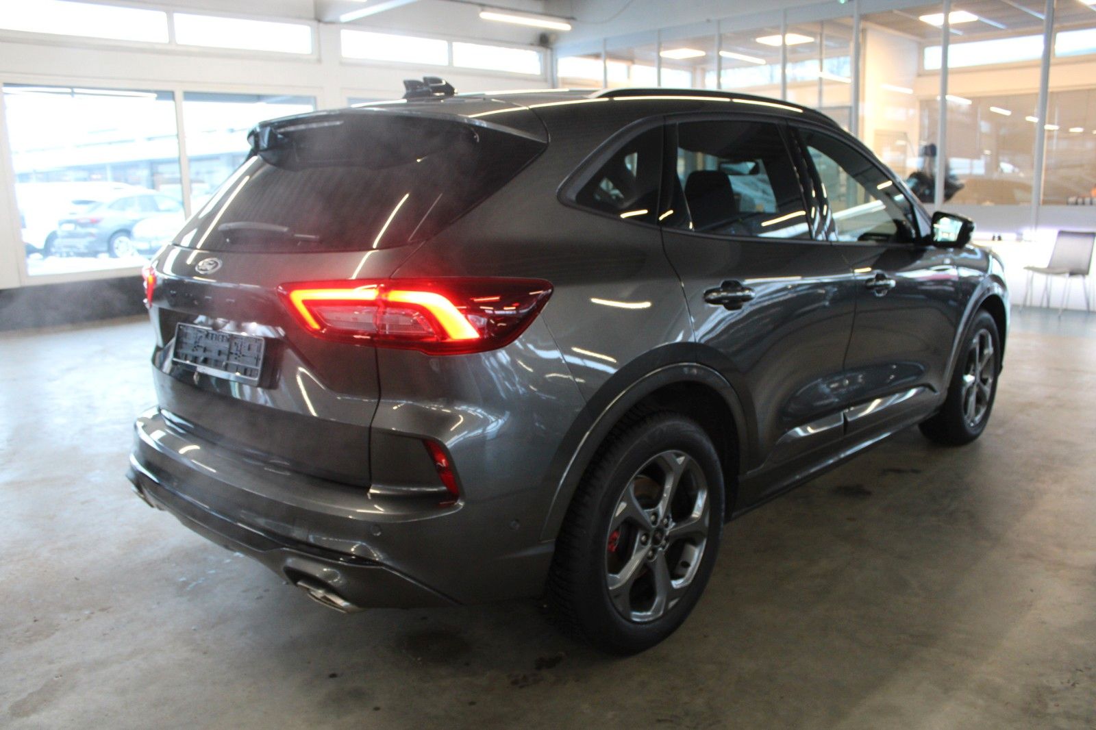 Fahrzeugabbildung Ford Kuga ST-Line X Automatik Facelift AHK Matrix LED