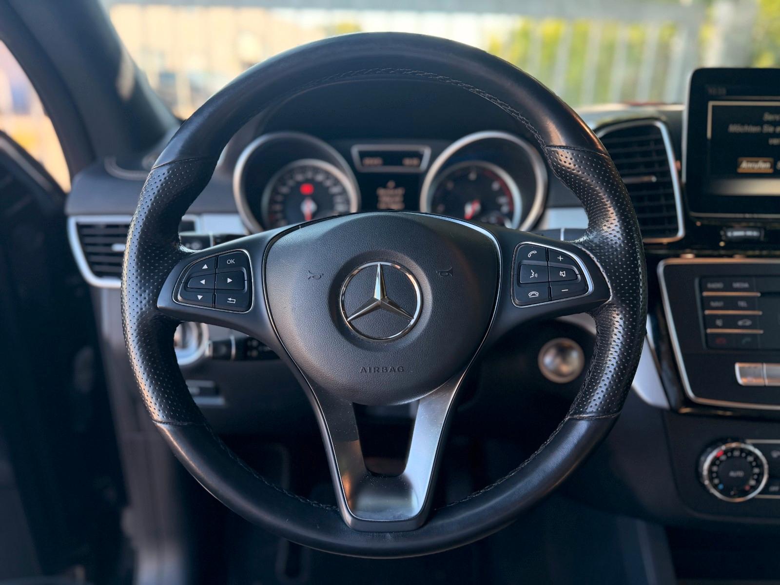Mercedes-Benz GLE 350d Coupe 4Matic AMG-Line Night LED