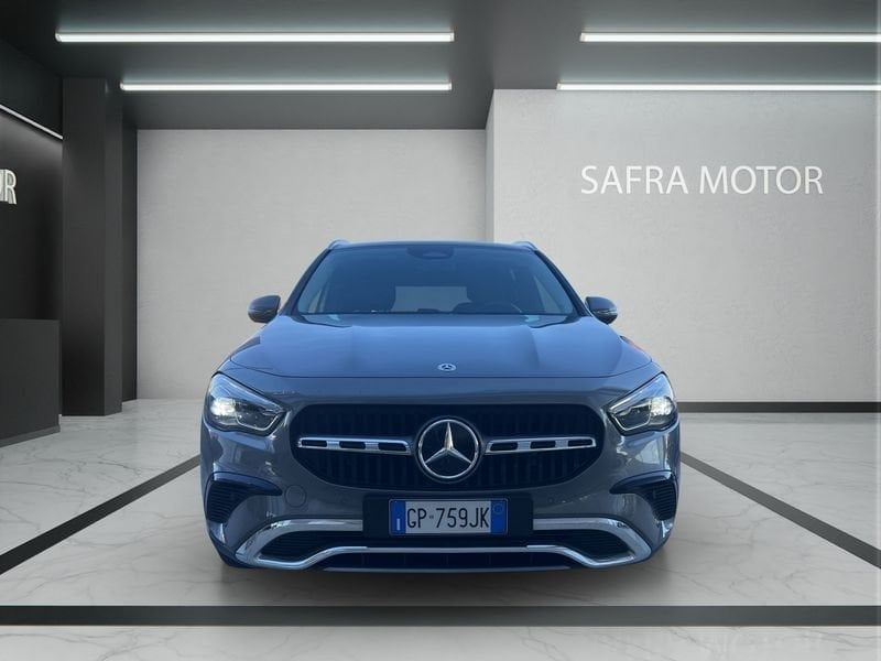 Mercedes-Benz GLA GLA 200 d Auto Progressive Adv imagem 2