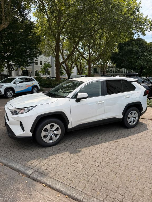 Image of Toyota RAV 4
