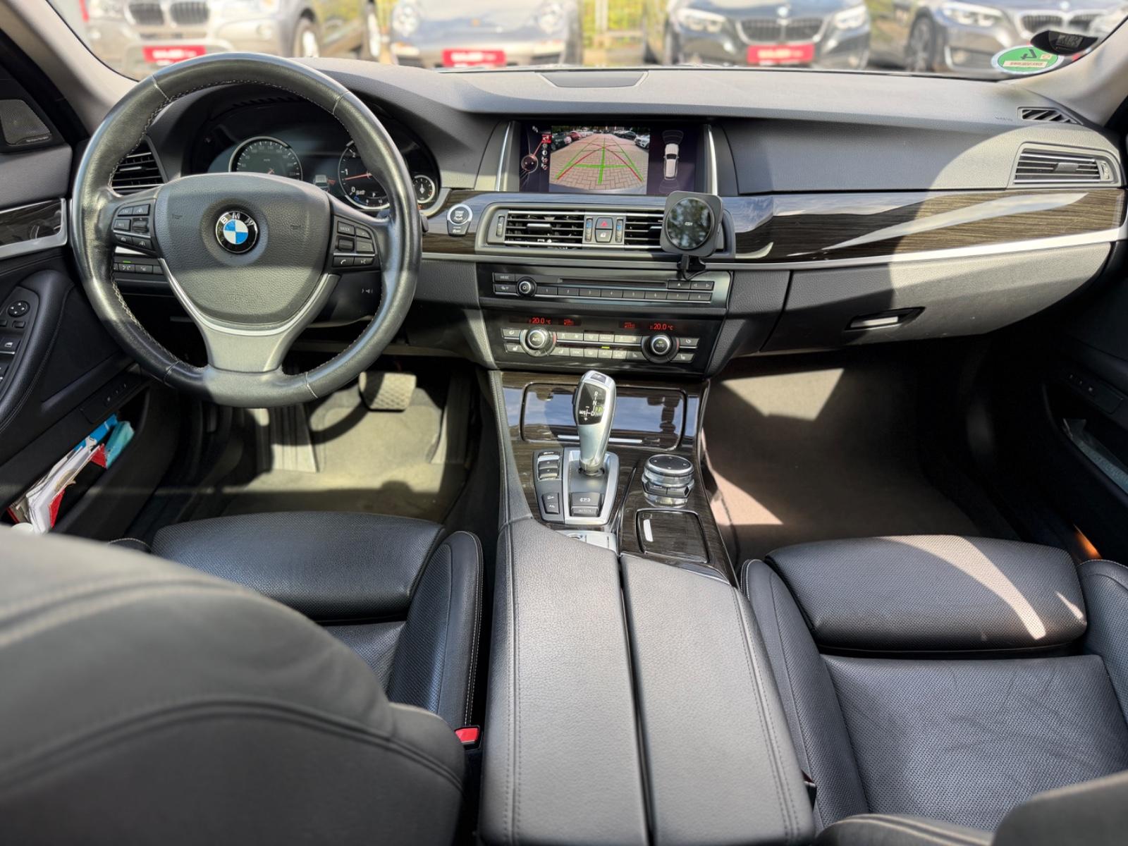 BMW 530 xDrive* H&K*HUD*PANO*LEDER*ACC*AHK*XENON*LED