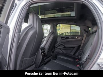 Porsche Cayenne - 6