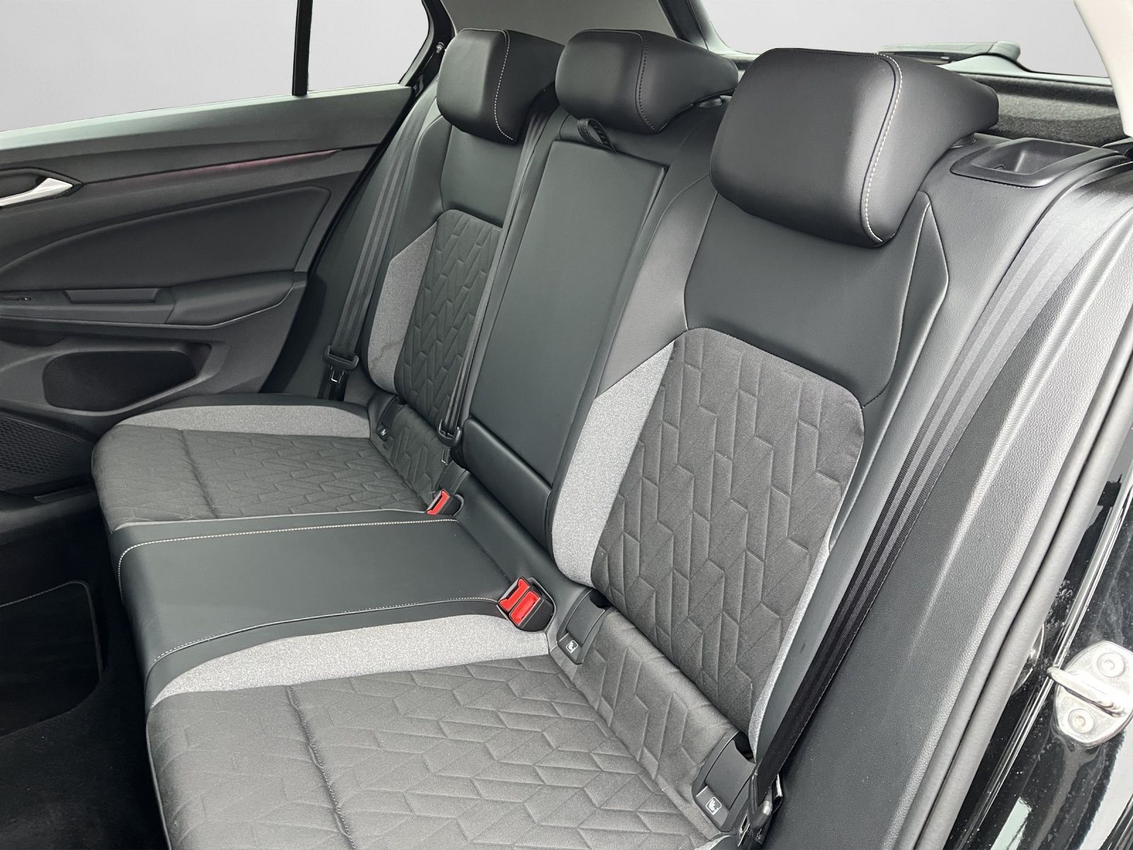 Volkswagen Golf - Bild 14