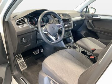 Volkswagen Tiguan - 8
