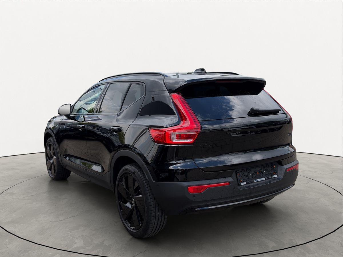 Volvo XC40 B3 Black Edition Plus 360° PANO AHK H/K 20"