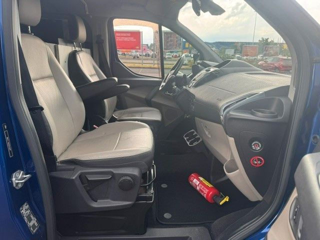 Fahrzeugabbildung Ford TOURNEO CUSTOM CAMPER UMBAU