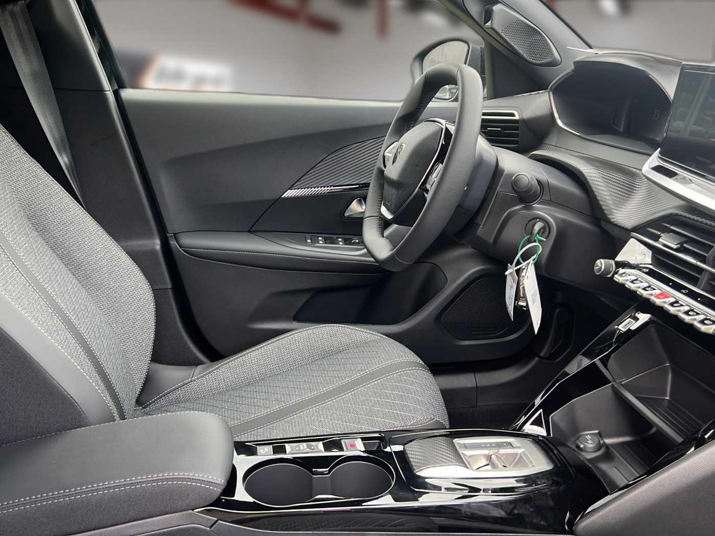 Peugeot 2008 145 PS e-DSC Allure +Allwetter+360°Kamera+