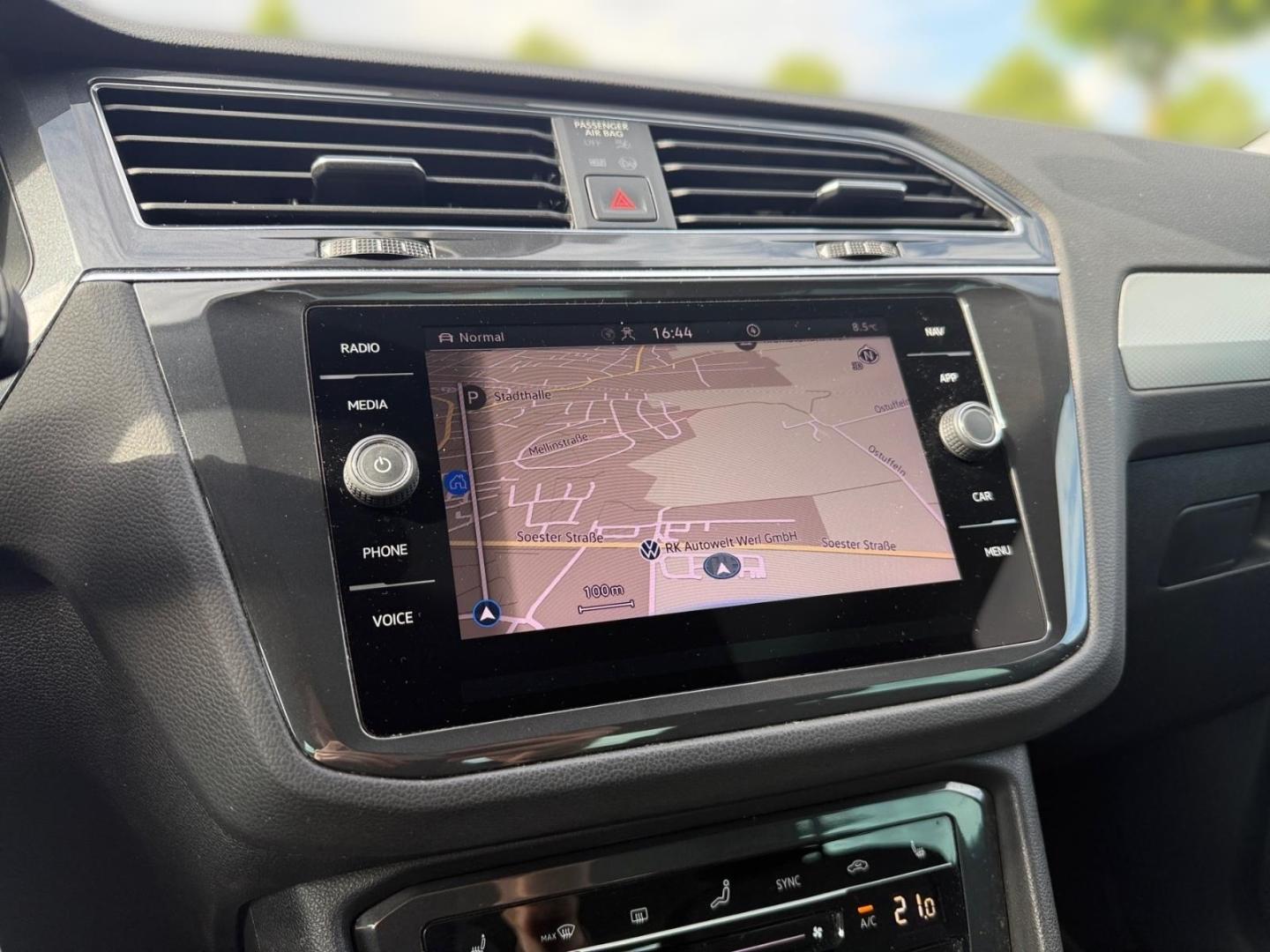 Volkswagen Tiguan Move 2.0 TDI AHK-klappbar Navi ACC CarPla, миниатюра 19