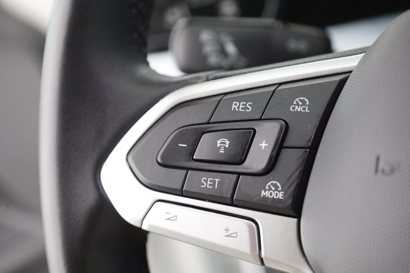 Volkswagen Golf VIII 1.5 TSI Goal LED Navi Sitzheizung ACC, миниатюра 15