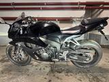 Honda 600cbr rr - HONDA SCHWARZ CBR 600 RR