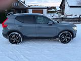 Volvo XC40 T3 Geartronic Momentum Core Momentum Core - Volvo XC40 von privat