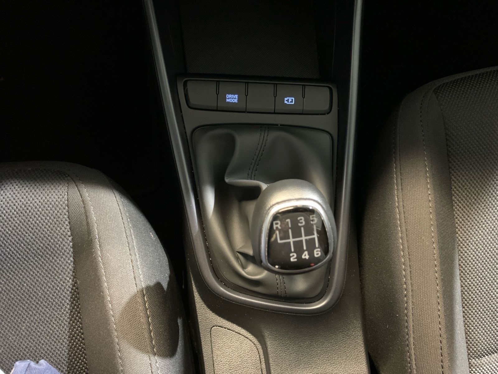 Fahrzeugabbildung Hyundai i20 1.0 T-GDI Select Navi Kamera Allwetter