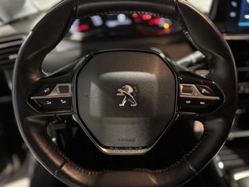 Fotografie 16 des Peugeot 208 PureTech 100 Active AHK