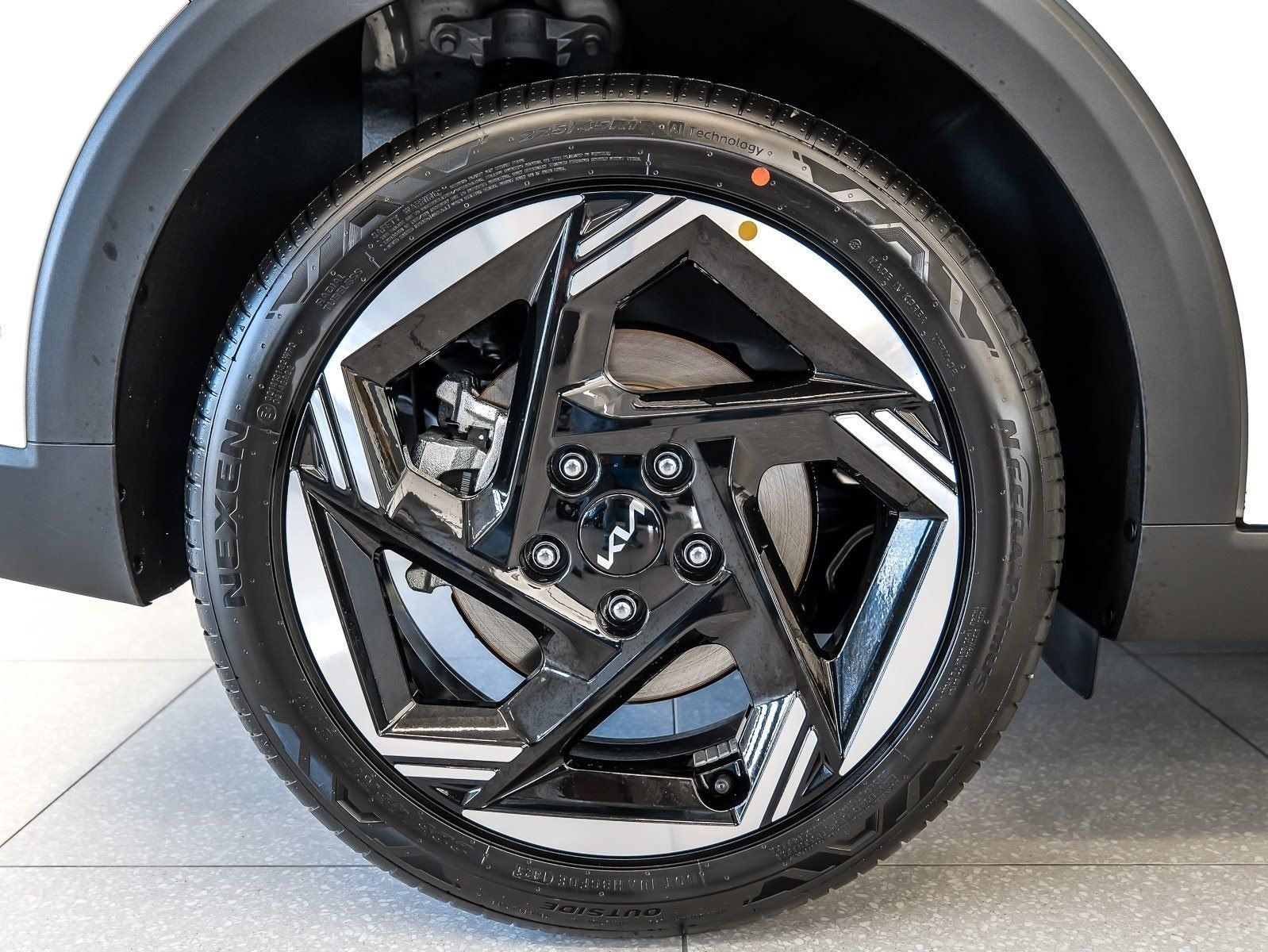 Kia K4 - Bild 3