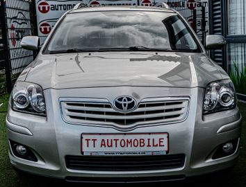 Fahrzeugabbildung Toyota Avensis Executive 1.HAND| NAVI | AHK |  TÜV NEU