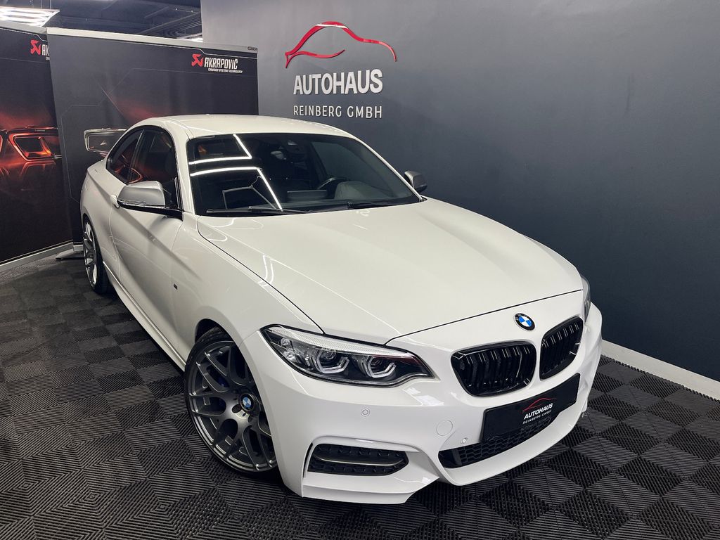 BMW M240i