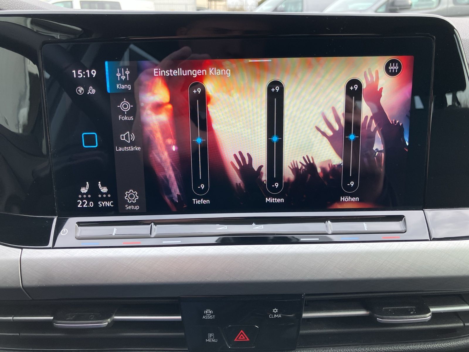 Fahrzeugabbildung Volkswagen Golf VIII Variant Life TDI LED Navi ACC AHK SHZ