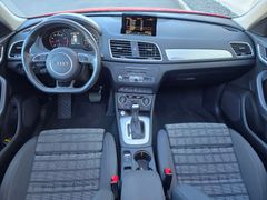 AUDI Q3 S line quattro 2.0TFSI 179PS DSG LED Pano