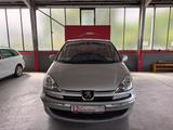 Peugeot 807 Family/7-Sitzer Vorrichtung/Navi/Klimaanlage - Peugeot 807 mit Diesel-Antrieb