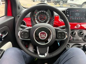 Fahrzeugabbildung Fiat 500 Dolcevita DAB UConnect Klima PDC uvm.