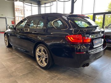 BMW 530 d xDrive *M-PAKET*HUD*AHK*BI-XENON*PANO*STHZ