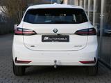 BMW 223i xDr. Active Tourer °AHK°HEAD-UP°MEMORY°360° - weiße BMW 223 Active Tourer