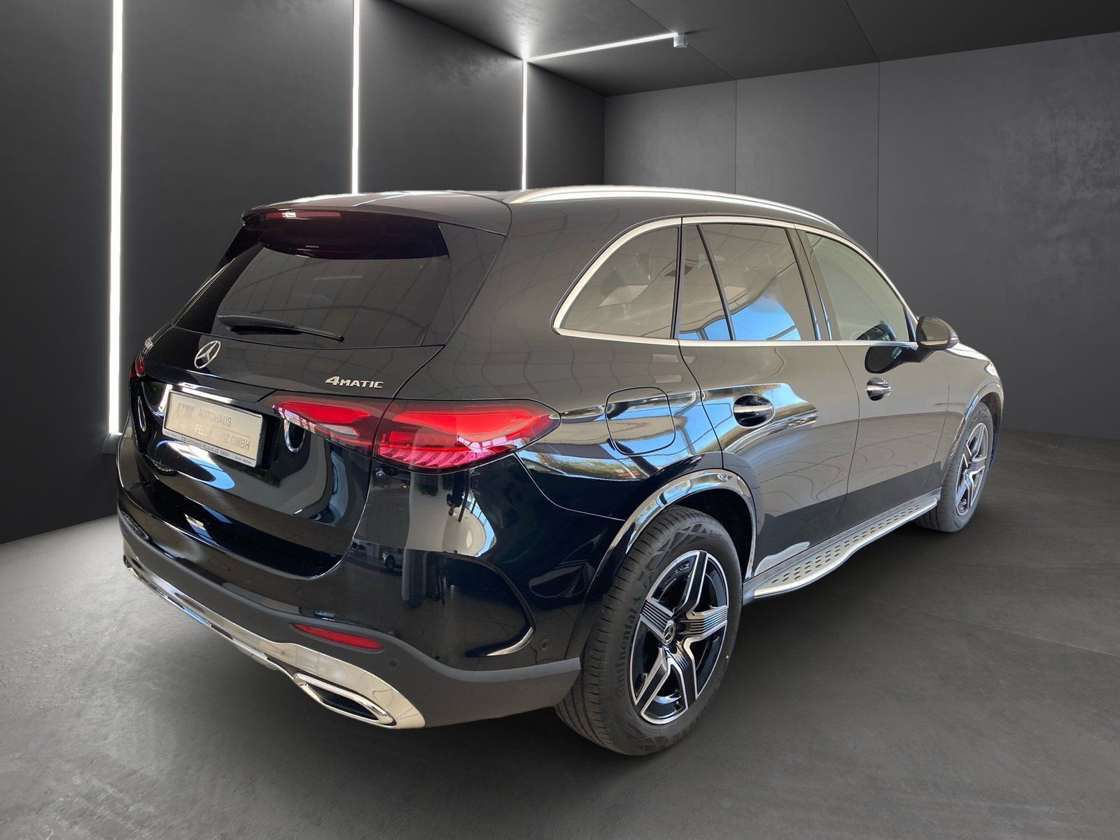 Fahrzeugabbildung Mercedes-Benz GLC 200 4M AMG *AHK*Pano*Distro*Totwink*LED*Kam*