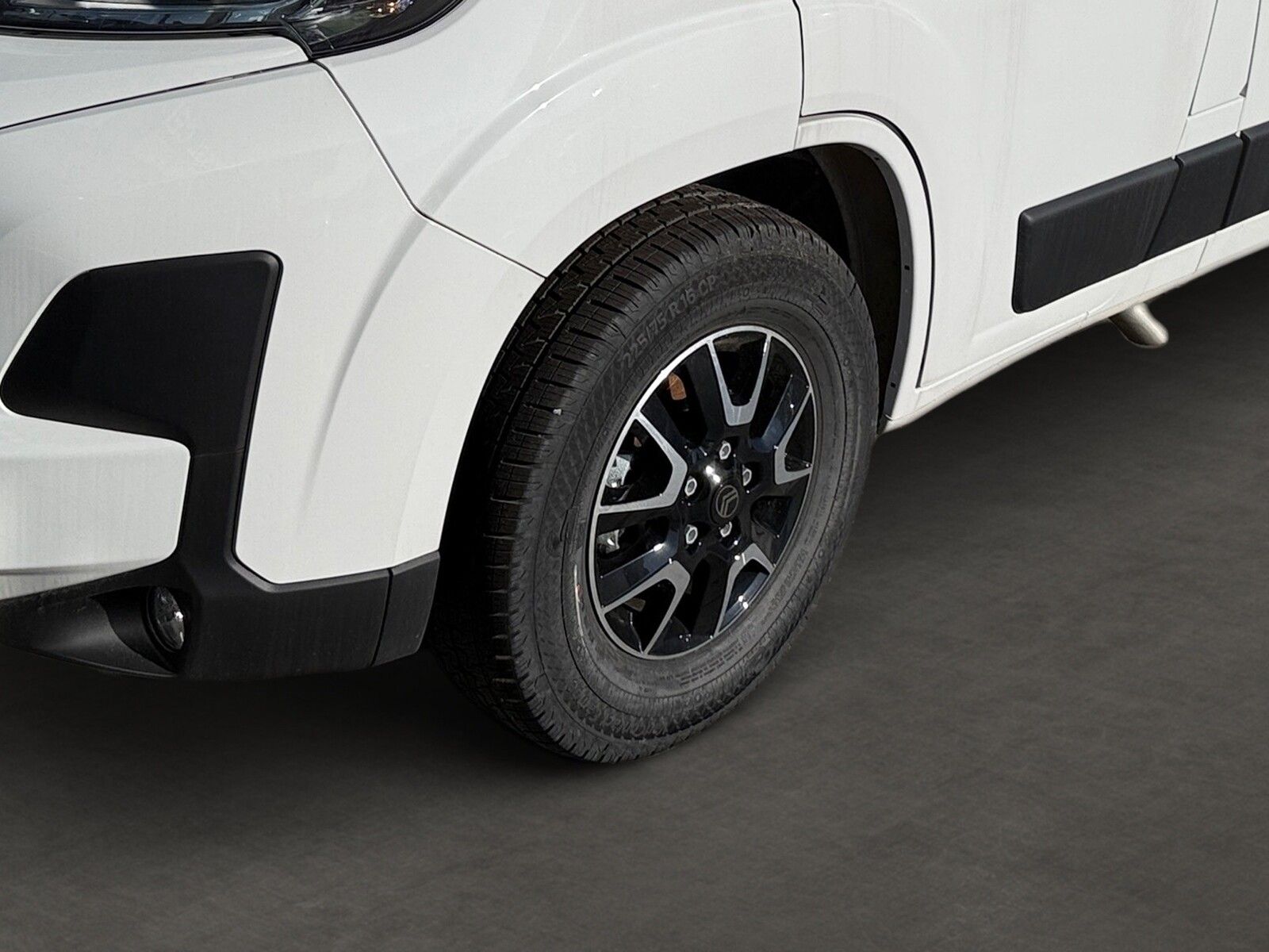 Fahrzeugabbildung Pössl Summit 600 Plus Citroen 140 PS