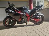 Yamaha YZF-R1 RN22  - YAMAHA R1 RN 22