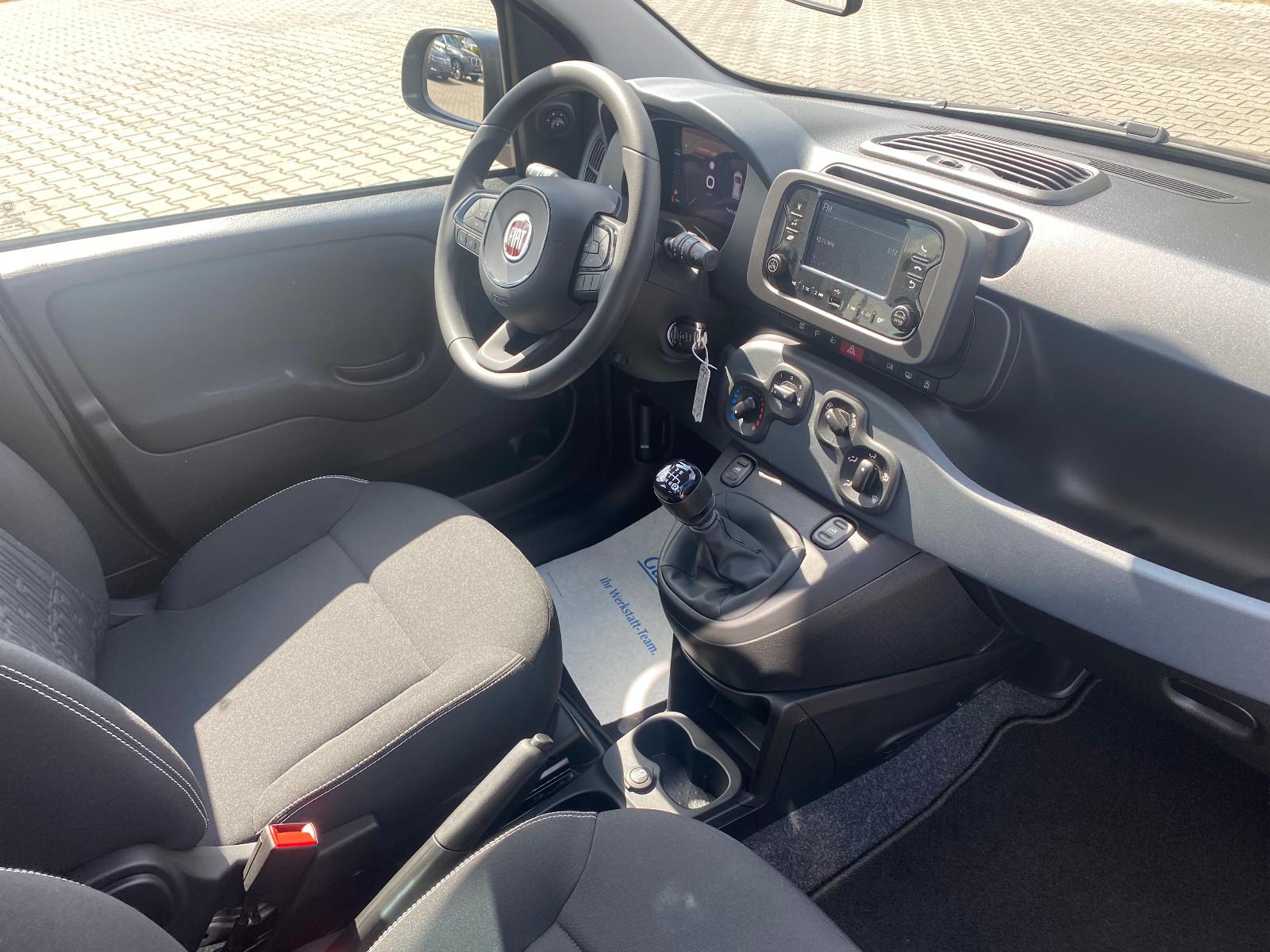 Fiat Pandina 1.0 GSE Hybrid ICON PDC Klima Temp DAB
