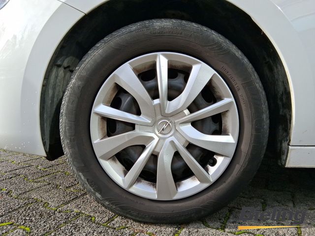 Corsa F Basis 1.2 , Klima, Radio mit Bluetooth ,