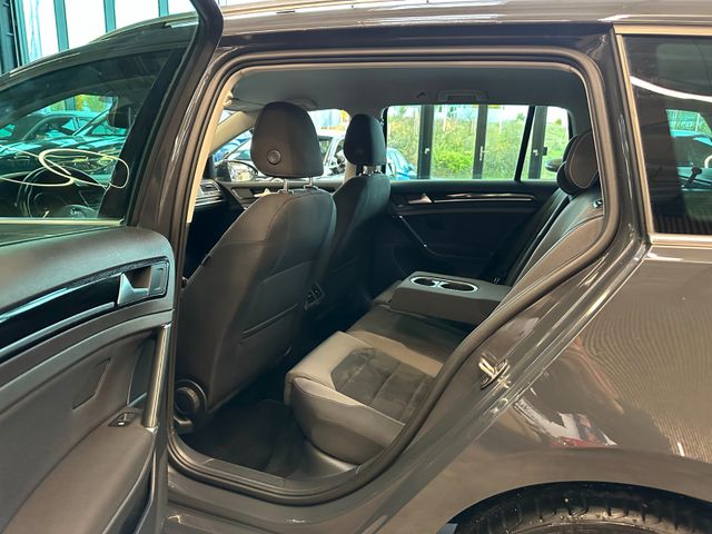 MYAUTOCENTER – Gebraucht- und Jahreswagen mit Werkstattservice in Pfaffenhofen Volkswagen Golf VII Variant Highline BMTStart-Stopp*Klima*