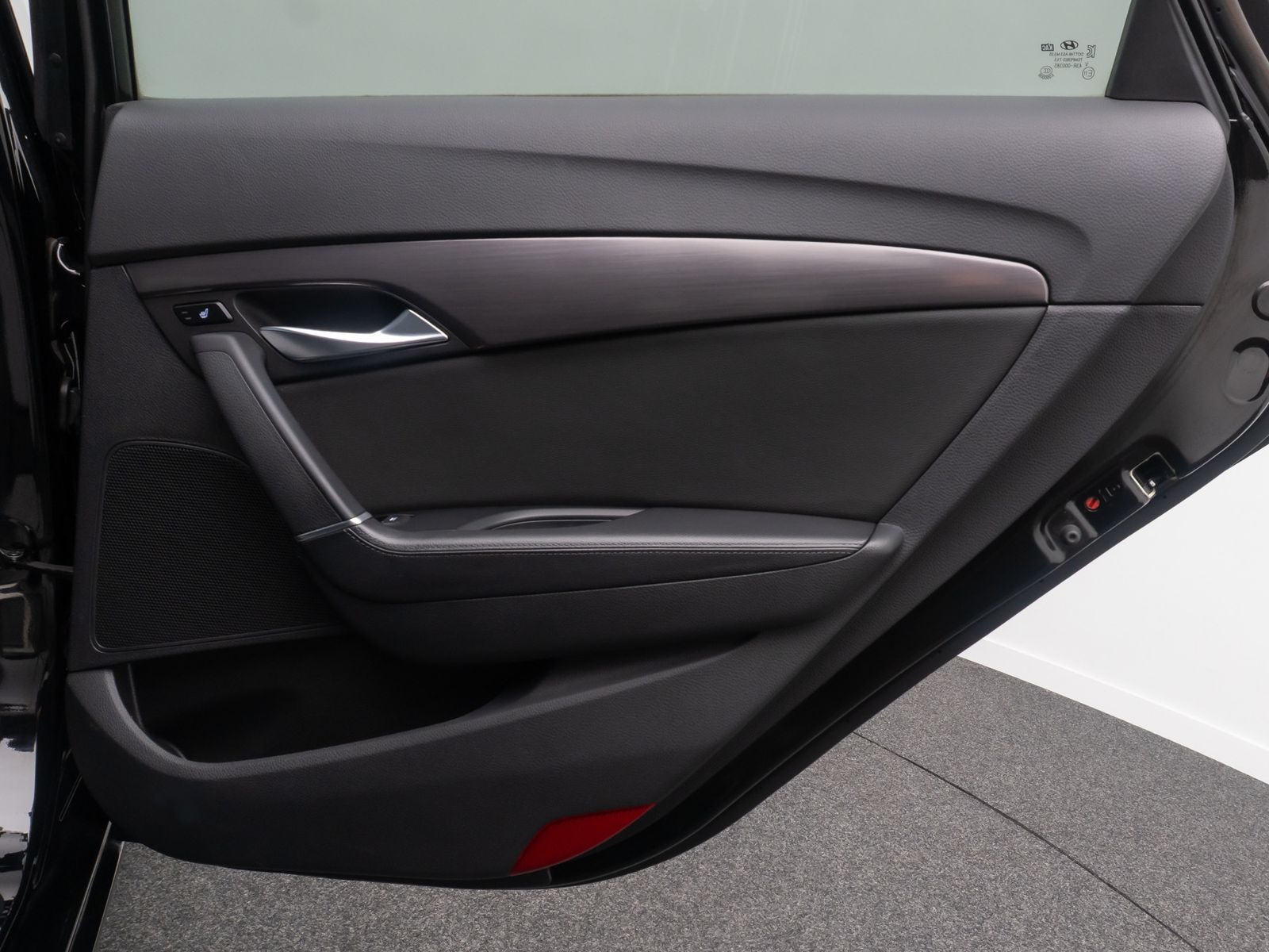 Fahrzeugabbildung Hyundai i40 Premium Kamera DAB Memory InfinitySound 18"