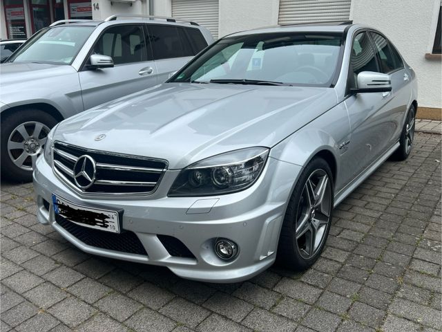 Mercedes-Benz C 63 AMG Lim. Nur 23.000KM 1.HD Scheckheft MB