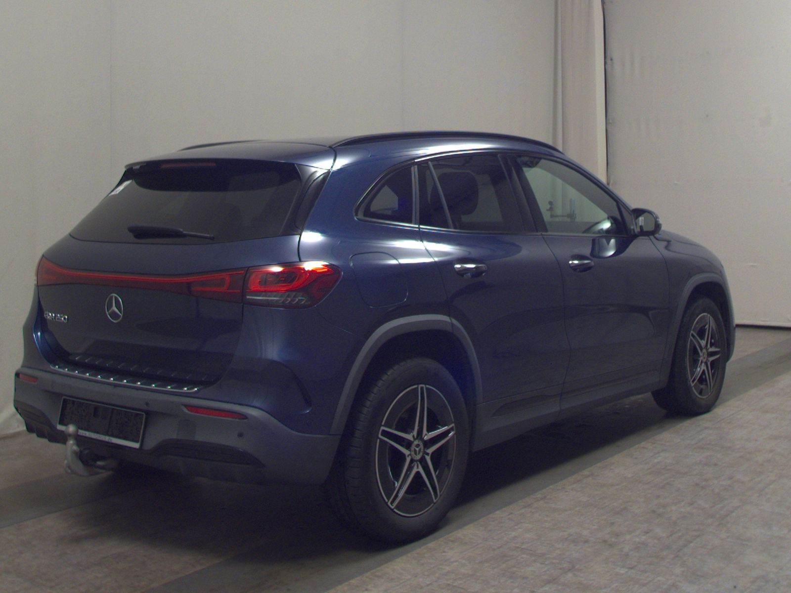 Mercedes-Benz EQA 250 AMG-Line Navi LED MBUX AHK Distronic foto 4